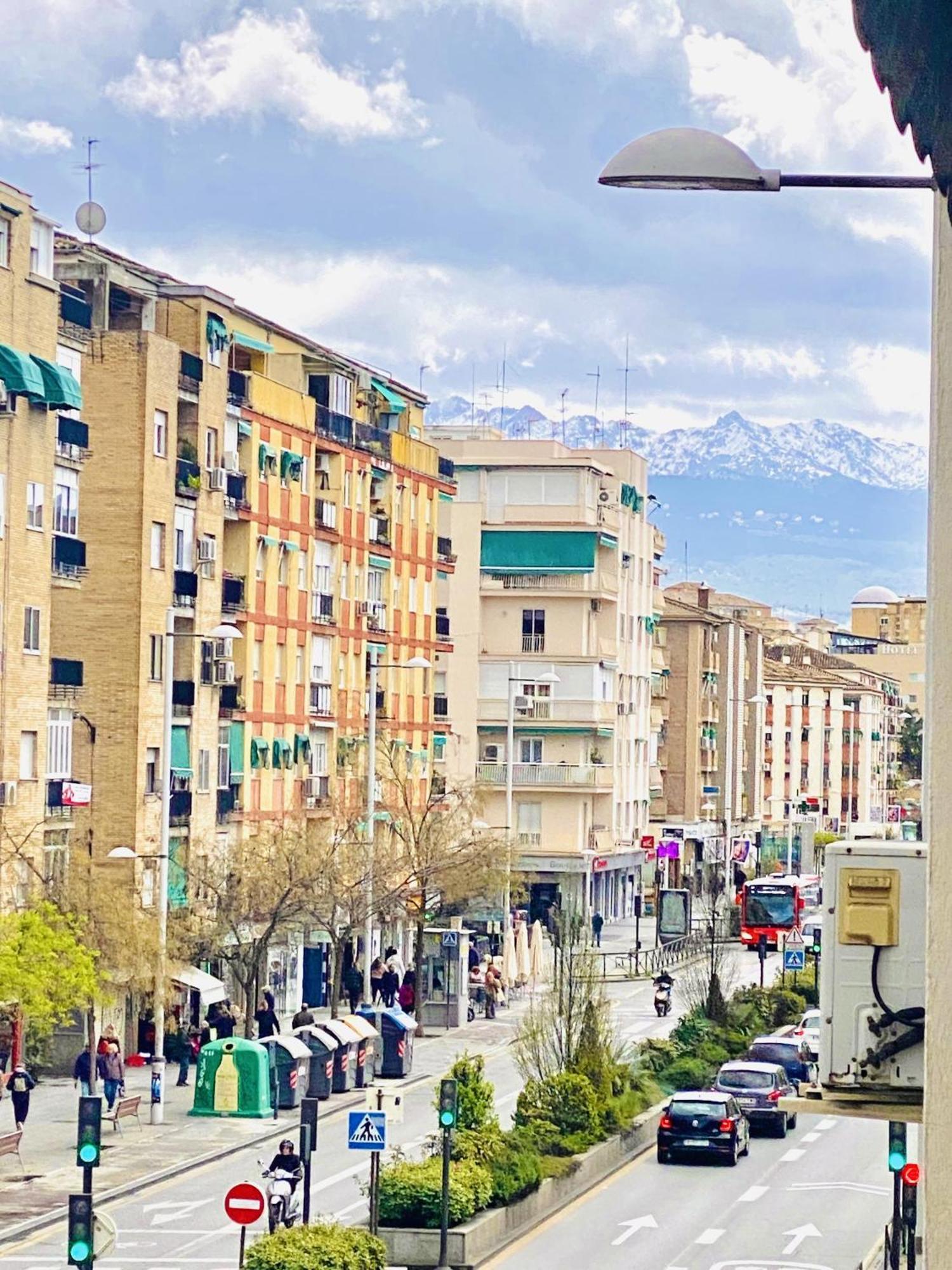 Apartamento Apartamento Ronda Genil Con Parking Gratuito Granada Exterior foto